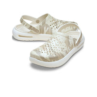 InMotion Camouflage Clogs - Summit White / Multi