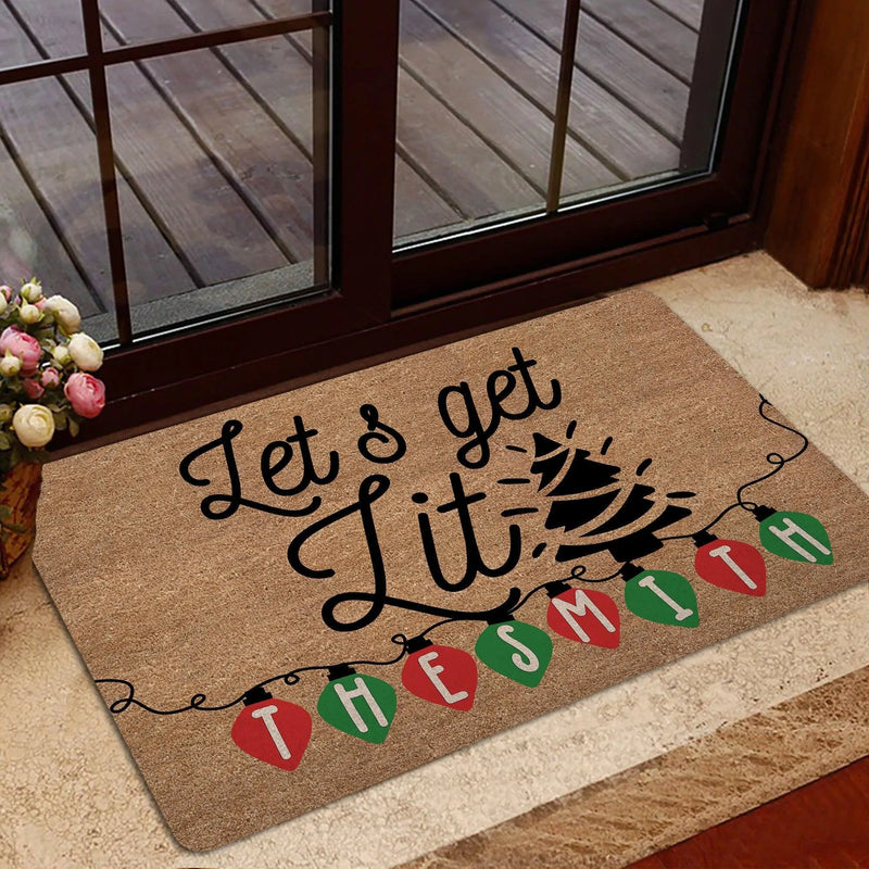 Custom Family Name Welcome Mat, Personalized Christmas Doormat, Non-Slip Holiday Entry Rug, Winter Front Door Mat, Xmas Housewarming Present