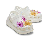 Crush Pearlized Florals Clogs - White
