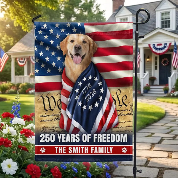 Golden Retriever American Flag Garden Flag | Personalized 250 Years of Freedom | Double-Sided Polyester | Patriotic Dog Lover Gift